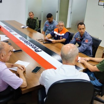 Prefeitura, Defesa Civil, Bombeiro e Ambiental se reúnem novamente para análise no Furquim